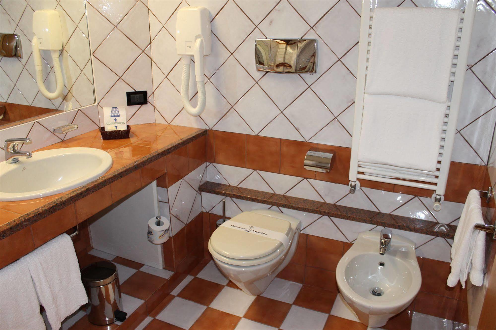 Grillo Hotel