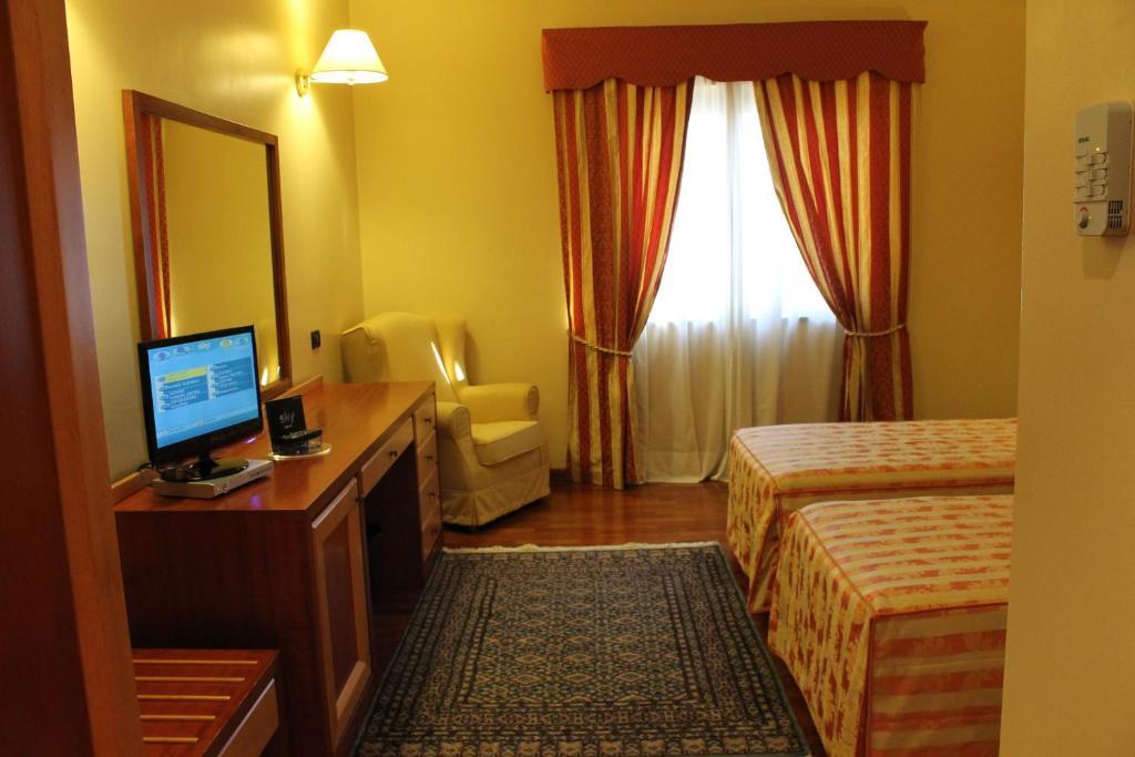 Grillo 4* Assemini